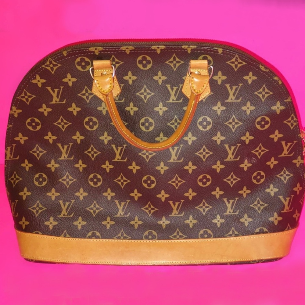 LOUIS VUITTON ALMA MONOGRAM ⭐️ PERFECT CONDITION !!